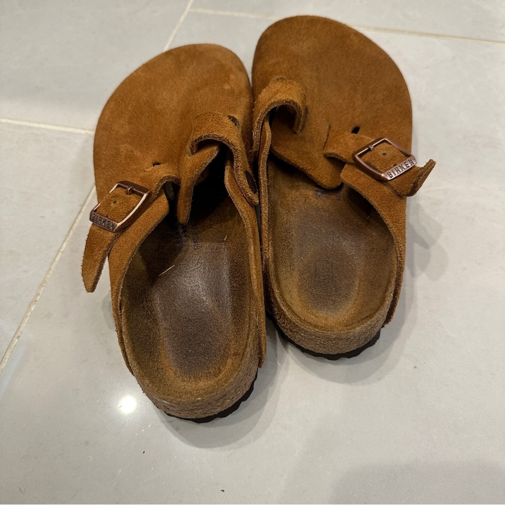 Birkenstock Boston Clog in Mink suede - Picture 6 of 9